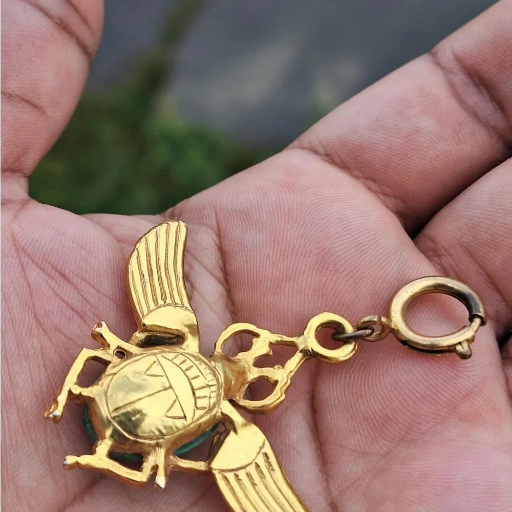 Vintage Scarab Pendant/Charm - Picture 3 of 9